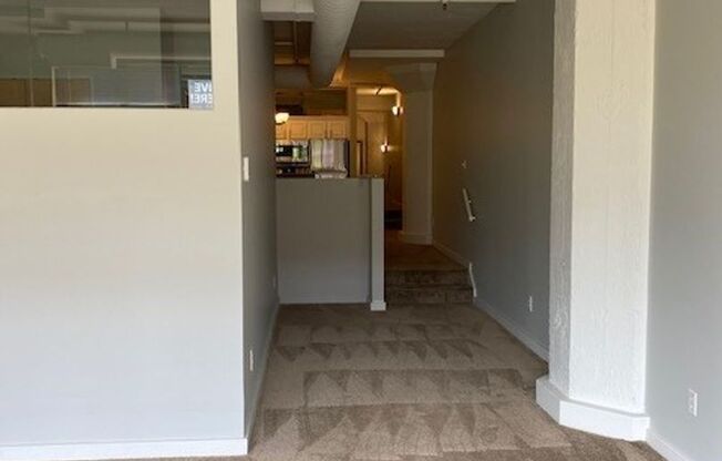 2 beds, 2 baths, 980 sqft, $1,775, Unit 606