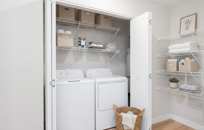 1 bed, 1 bath, 840 sqft, $1,475, Unit A101