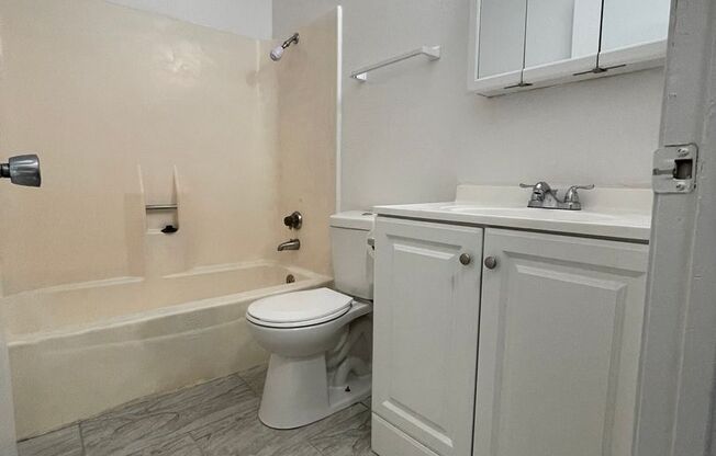 Studio, 1 bath, 500 sqft, $730