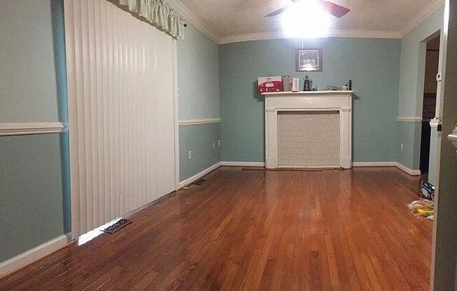 Lovely 3-Bedroom Aberdeen Townhome with Yard