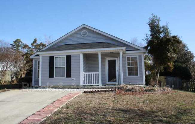 3 beds, 2 baths, 1,080 sqft, $1,695