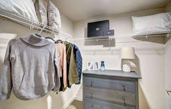 walk in closet