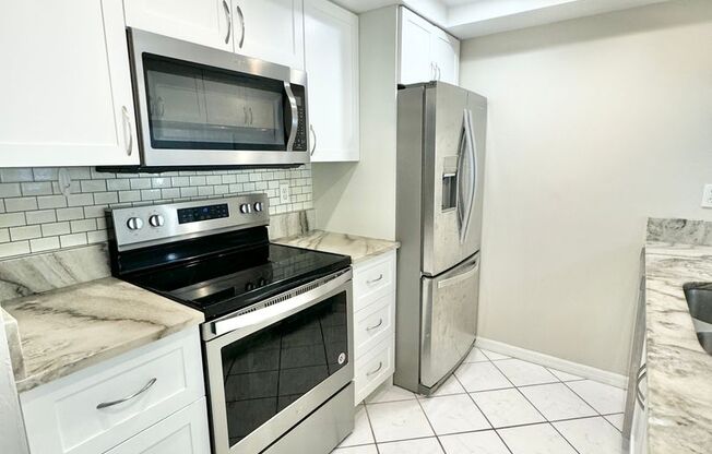 PIKUS (Lake Pointe Condo Rentals)