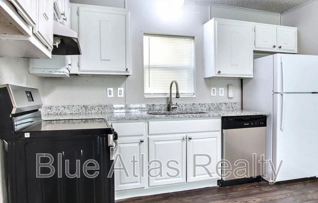 2706 W COLORADO BLVD