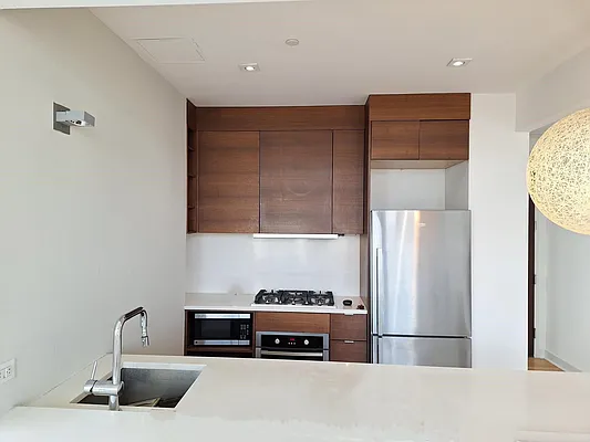 Studio, 1 bath, $2,795, Unit 3D
