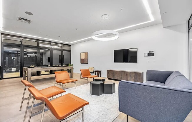 1 bed, 1 bath, $7,700, Unit 2E