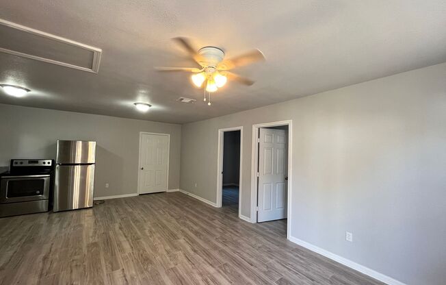 2 beds, 1 bath, 650 sqft, $1,200, Unit Unit C