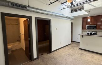 703 N Harrison St./410 Hancock St.