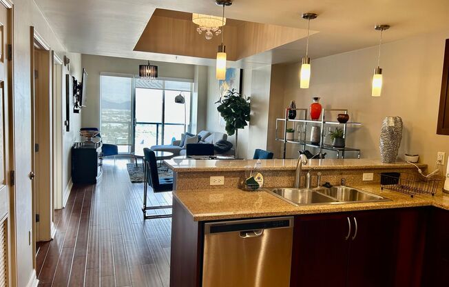 Hi Rise One Bedroom Condo