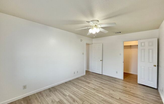 2 beds, 1 bath, 838 sqft, $850