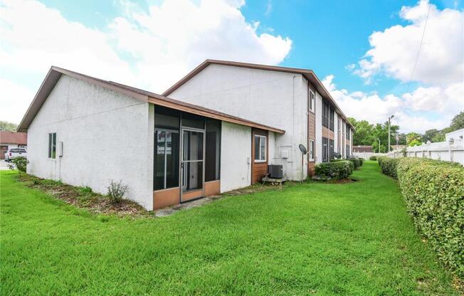 2 beds, 2 baths, 864 sqft, $1,500
