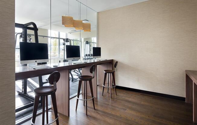 1 bed, 1 bath, $3,995, Unit 21J