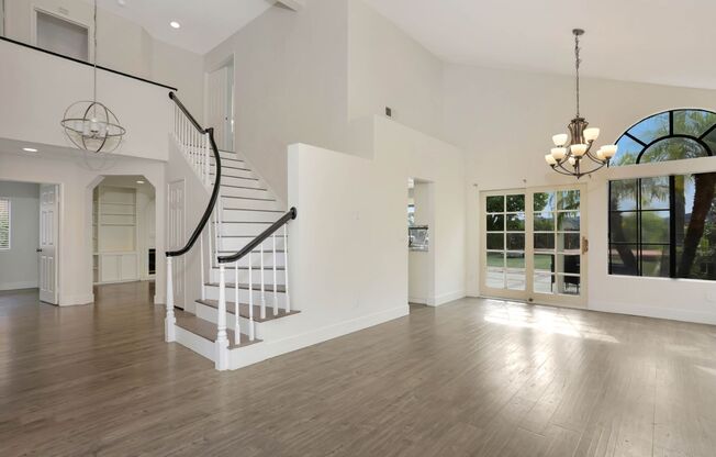 4 Bed | 3 Bath | 1,979 Sq. Ft. | Stunning Canyon Views- Close to Shopping and Schools!