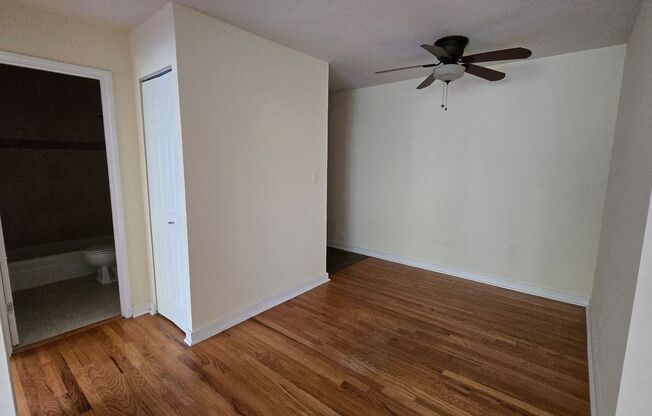 1 bed, 1 bath, 700 sqft, $1,690, Unit 431-#323