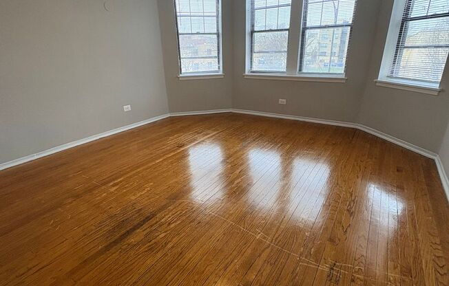Central Ave 127
