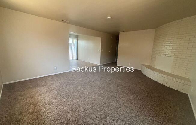 Belmont Dr 476