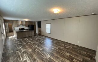 3 beds, 2 baths, $1,000