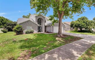 4109R Barret Ave