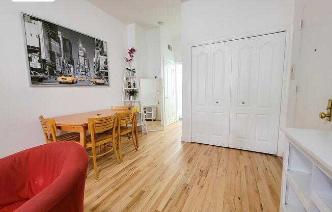 344 E 51 ST