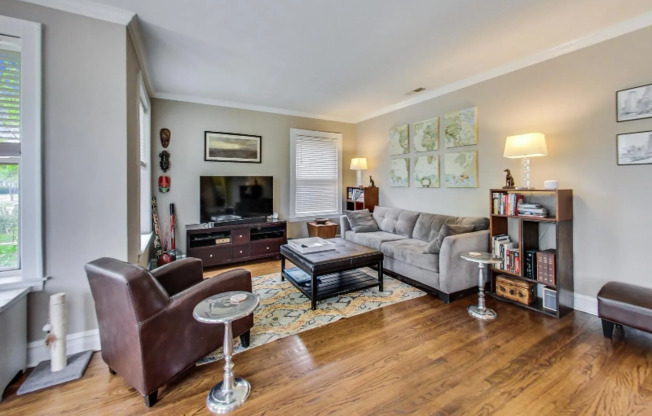 21 LE MOYNE PKWY