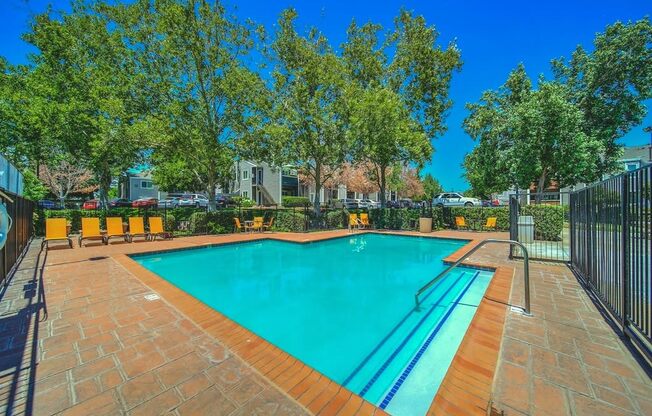 Large Swimming Pool at Chesapeake Commons Apartments, California