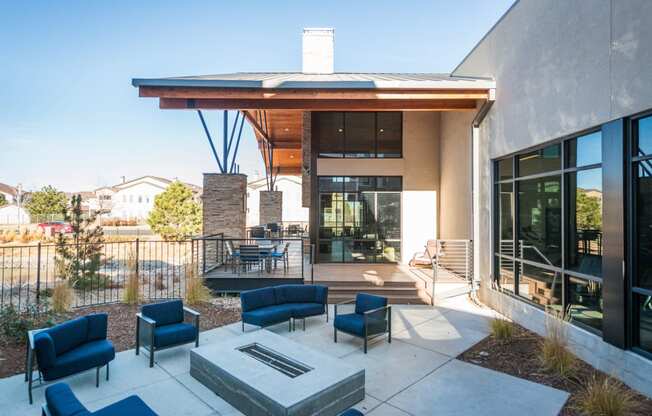 Outdoor Loungre at Apres Apartments in Aurora, CO