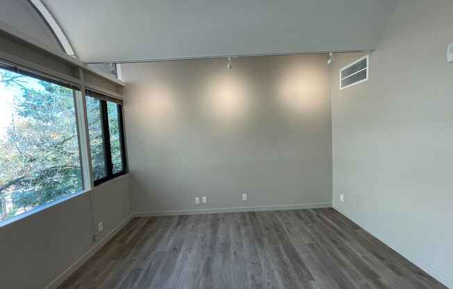 Studio, 1 bath, 425 sqft, $1,750, Unit 2716-302