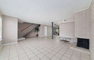 NEWLY RENOVATED APARTMENT IN HOUSTON