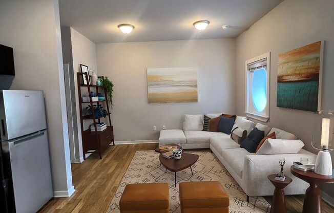 1 bed, 1 bath, $1,500, Unit C Building 105F