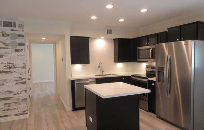 300 Pecore St