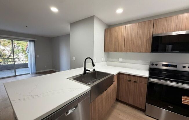 1 bed, 1 bath, 495 sqft, $2,495, Unit C-322