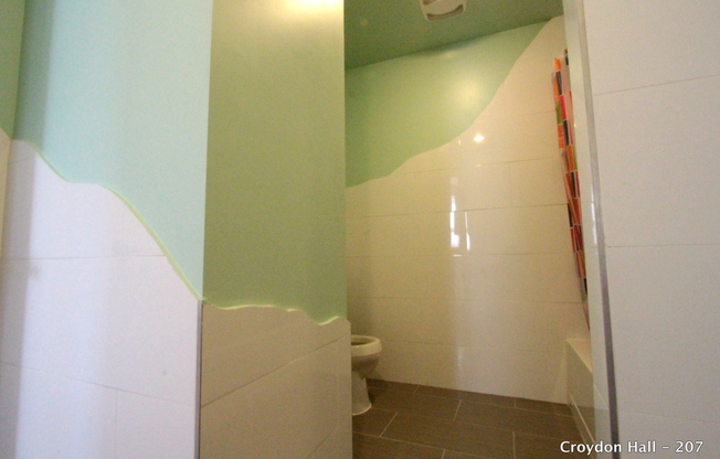 2 beds, 2 baths, 750 sqft, $1,985, Unit 207