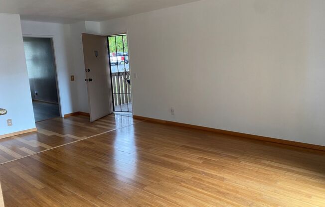 2 beds, 1 bath, $1,800, Unit # 138A