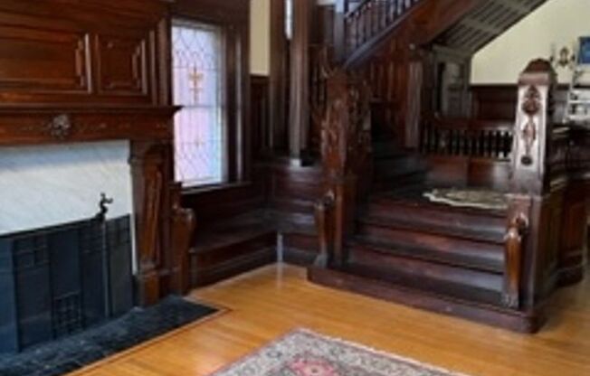 Beautifully Restored Old Louisville Victorian Mansion