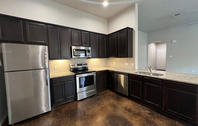 3 beds, 2 baths, $1,295, Unit 1144 Burek Cross