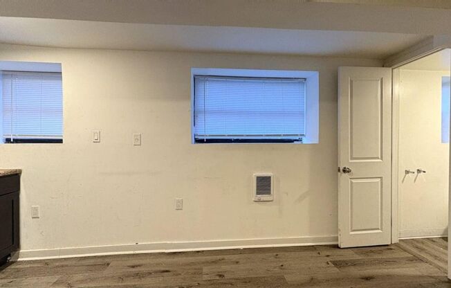 Studio, 1 bath, 208 sqft, $800, Unit 1