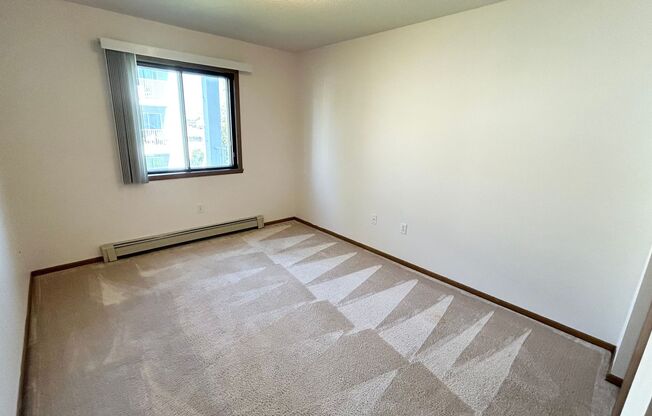 2 beds, 1 bath, 840 sqft, $865, Unit 1440-312