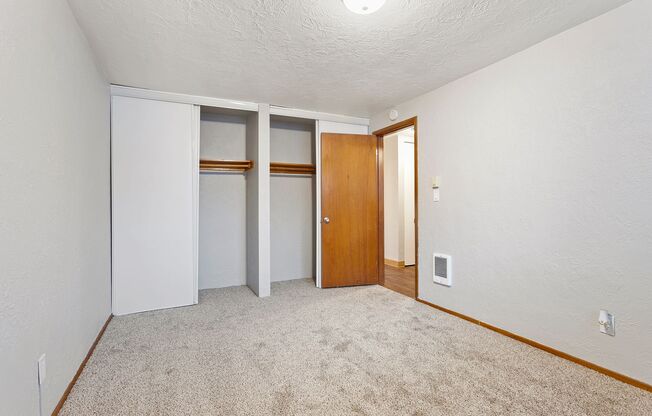 2 beds, 1 bath, 900 sqft, $1,495, Unit 119