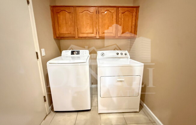 3 beds, 2 baths, 2,356 sqft, $2,895