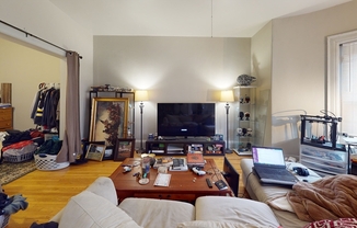 1 bed, 1 bath, 557 sqft, $2,425, Unit 29