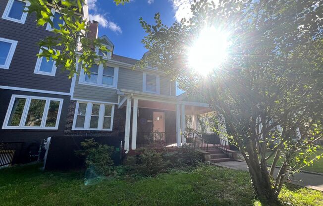 Stunning 4 BR/3 BA Single-Family Home in 16th St Heights!