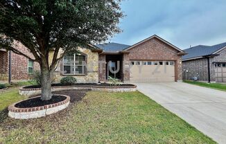 Beautiful 3/2/2 in Kennedale ISD Ready For Move-In!