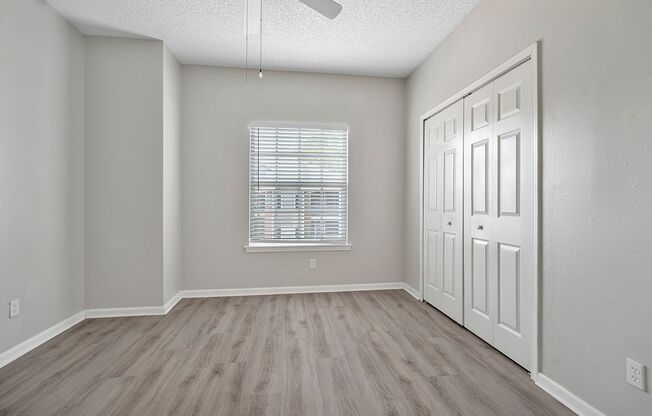 2 beds, 2 baths, $1,600, Unit # 1921