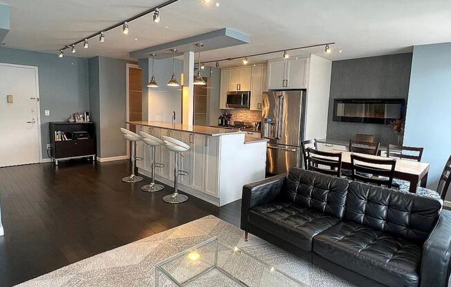 2 beds, 2 baths, 1,135 sqft, $6,450, Unit 28C