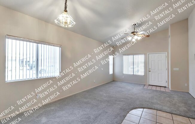 9325 N SCARLET CYN DR