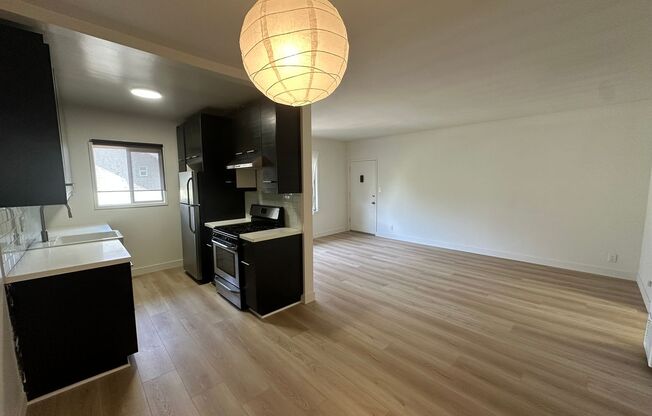 200 N RAMPART
