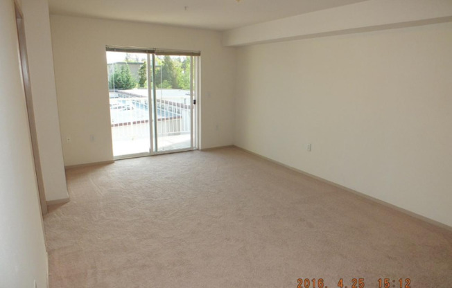 12549 28 AVE NE