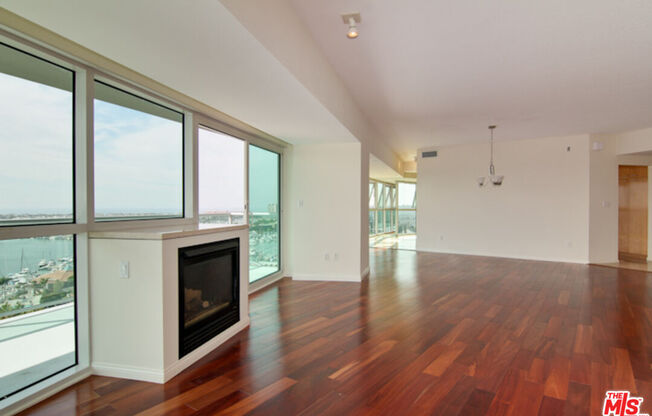 2 beds, 2.5 baths, 2,075 sqft, $10,000, Unit 1709