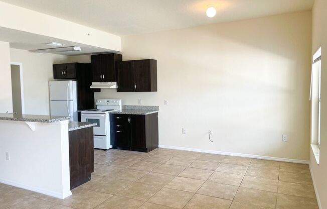 2 beds, 1 bath, $1,495