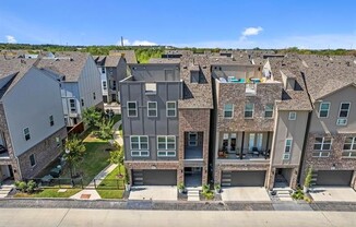 2601 LA ALTURA LN
